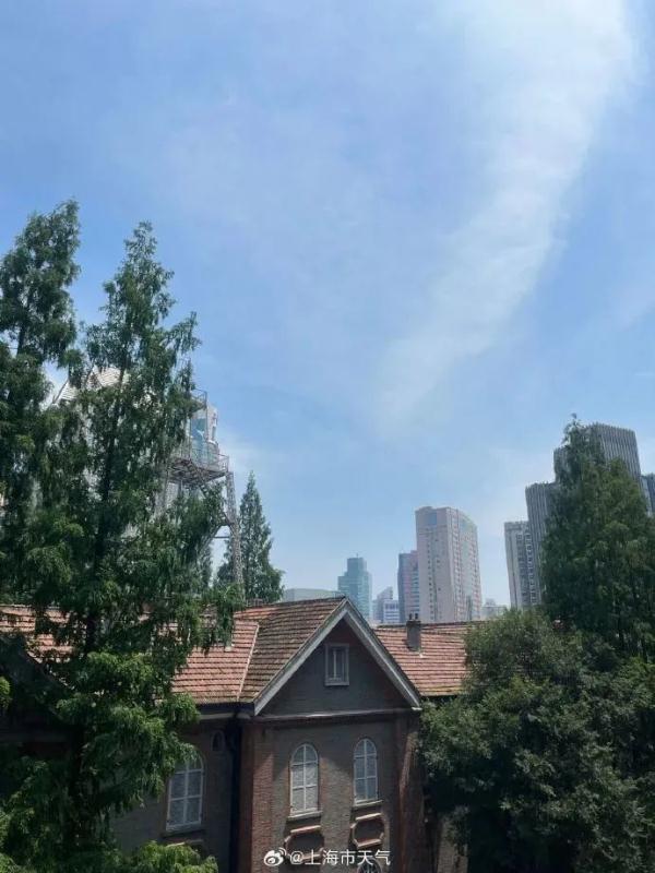 Shanghai will hit 39°C this week! The third high-temperature orange warning is coming this year, and the dog days will last for 40 days ...